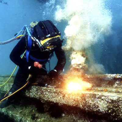  Underwater Welding & Cutting